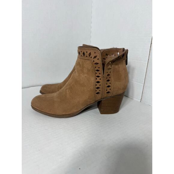 Indigo Rd. Women's Ankle Booties tan / brown with heel size 6.5 - Picture 14 of 14
